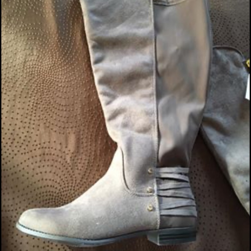 BNWT Wide Calf Boots